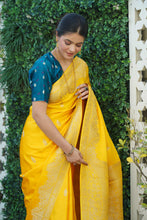 Load image into Gallery viewer, Bright Yellow Pure Mashru Satin Silk Handwoven khadwa Boota Banarasi Saree
