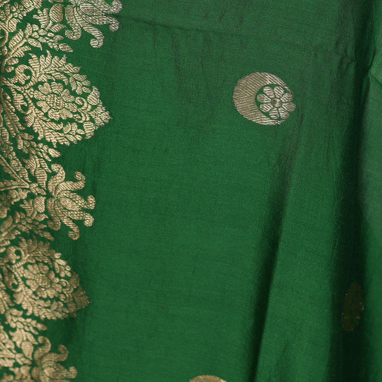Bottle Green Pure Katan Silk Chandbali Boota and Scallop Border Handloom Banarasi Dupatta