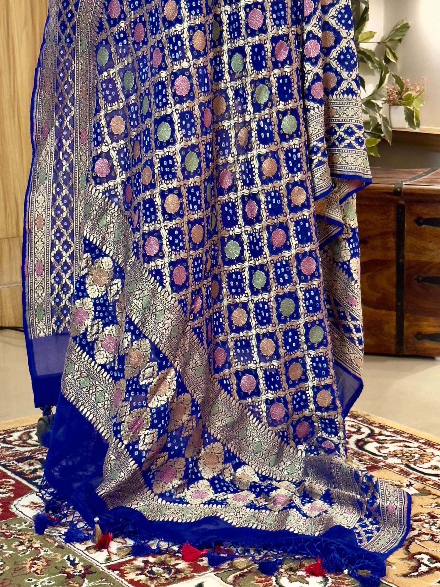 Royal Blue Bandhej Pure Georgette Silk Handwoven Dupatta