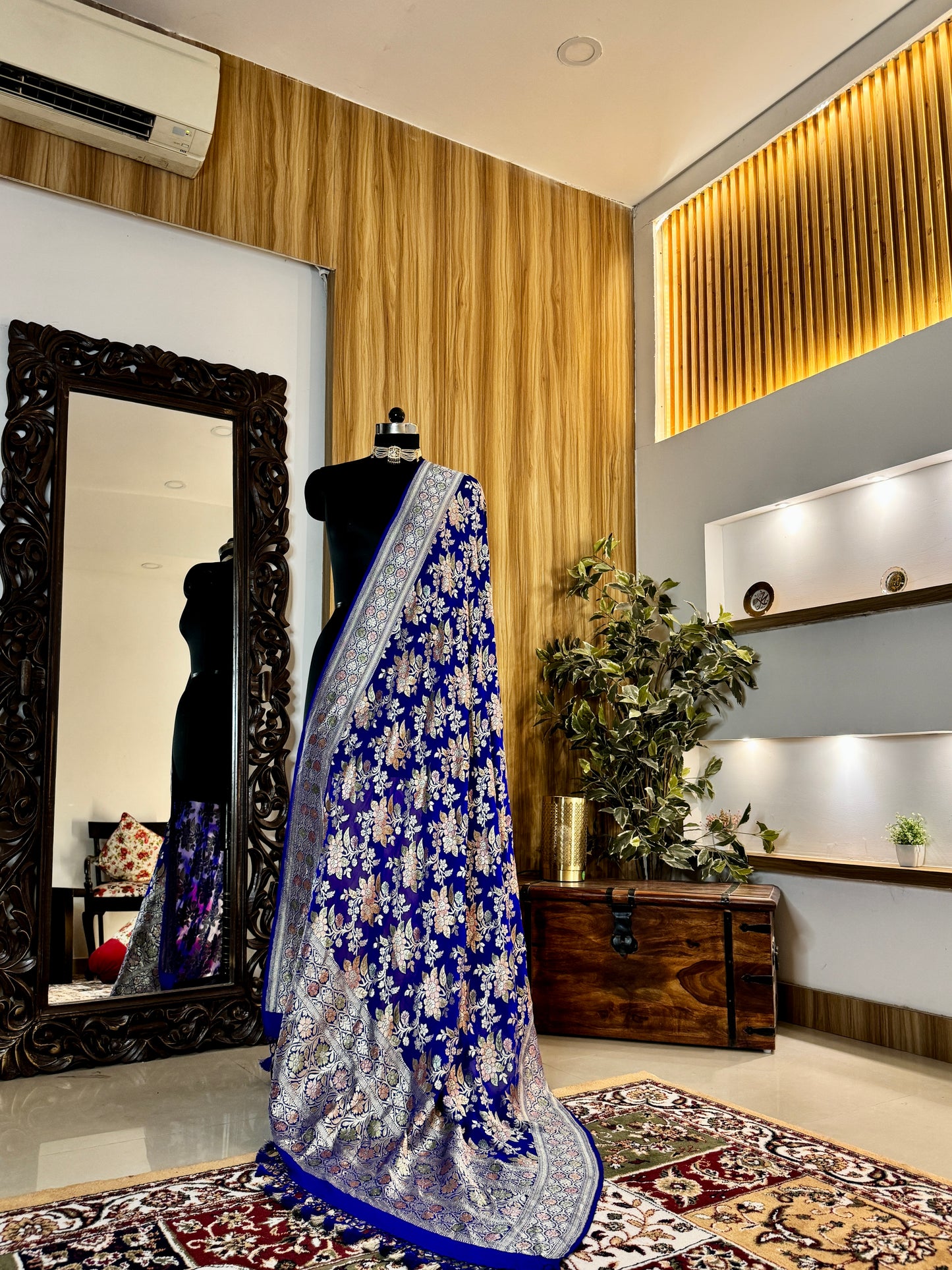 Royal Blue Pure Georgette Silk Handwoven Dupatta