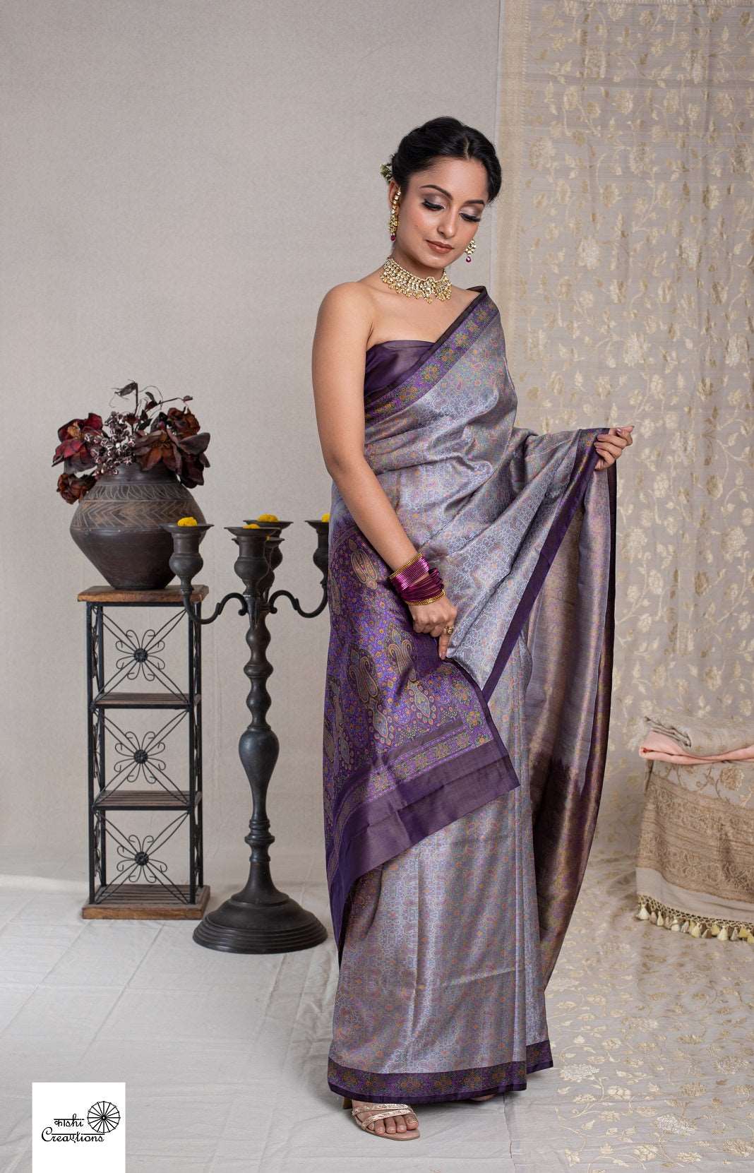 Light dark Purple Tanchoi Jamawar Handloom Silk Saree