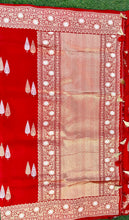 Load image into Gallery viewer, Red Pure Katan Silk Handwoven Khadwa Banarasi Saree
