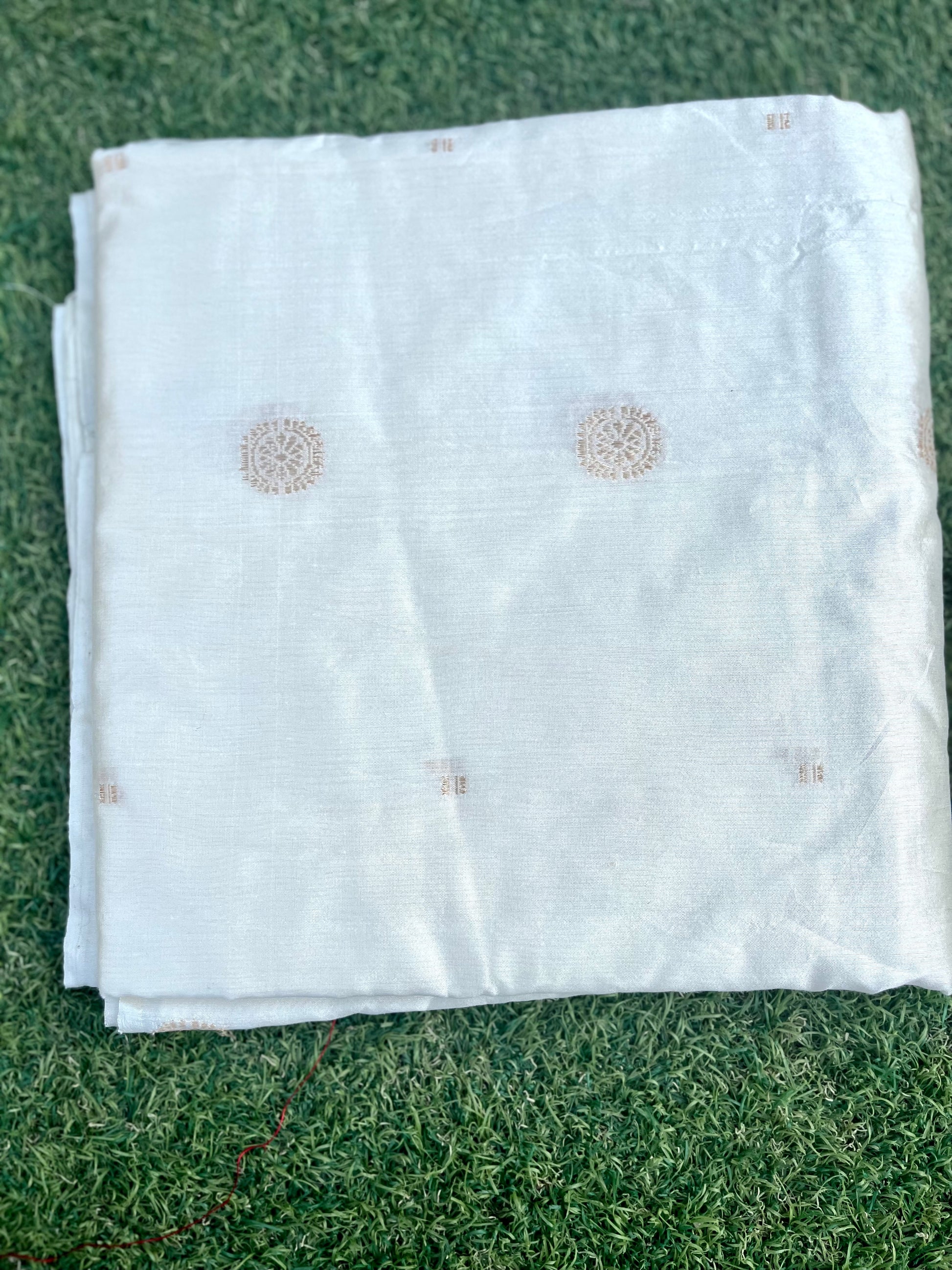 Pure Silk Khadwa Boota Fabric