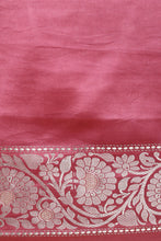 Load image into Gallery viewer, Lotus Pink Shaded Pure Mashru Silk Handwoven Banarasi Saree
