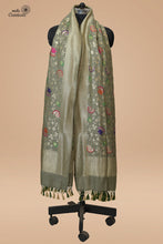 Load image into Gallery viewer, Moss Green Pure Munga Silk Handwoven Banarasi Dupatta
