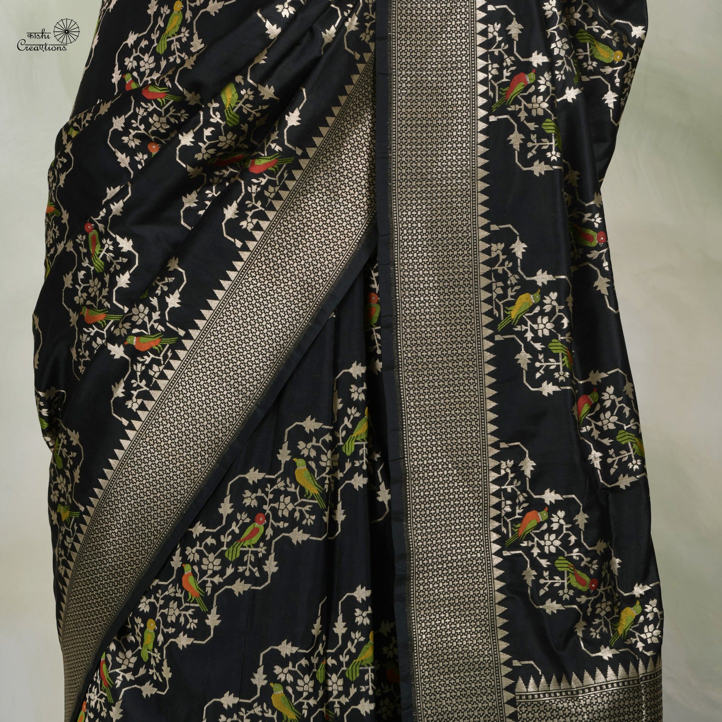 Black Pure Tussar Georgette Handloom Banarasi Paithani Saree