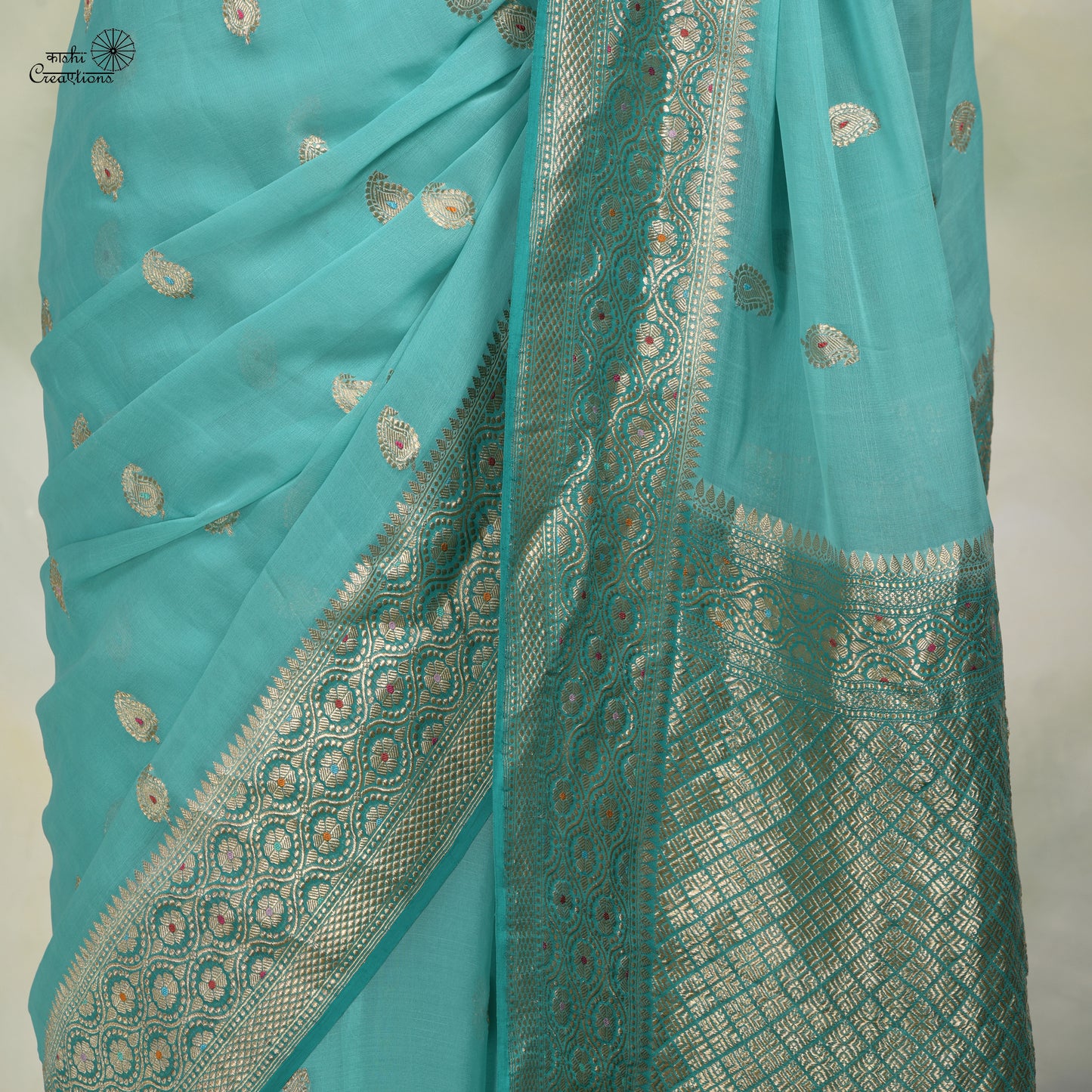 Aqua Blue shaded Chiffon Georgette Silk Handloom Banarasi Saree with Meenakari