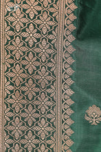 Load image into Gallery viewer, Bottle Green Pure Katan Silk Khadwa Handloom Banarasi Dupatta
