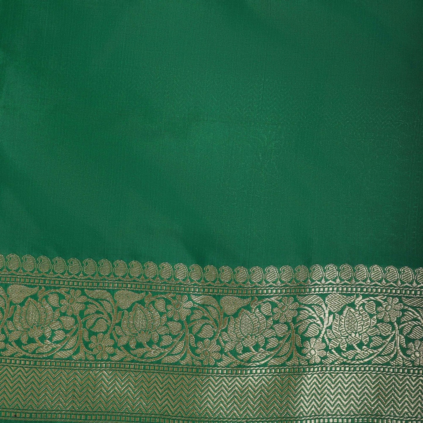 Cream and Green Pure Silk Handloom Banarasi Saree