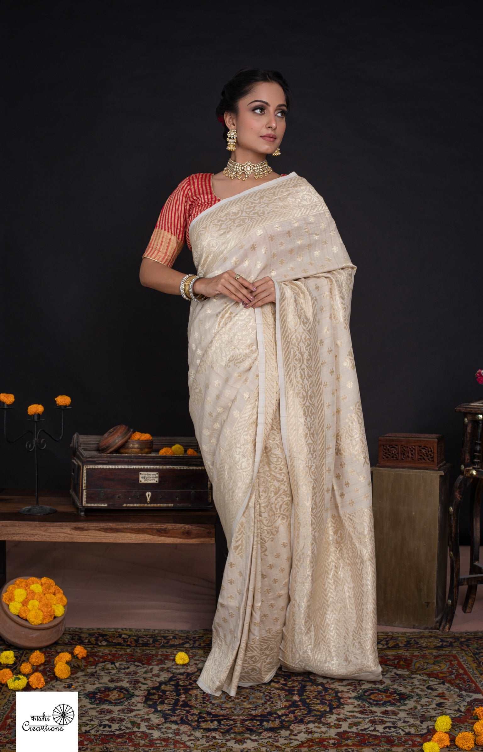 Ivory Golden Pure Tussar Georgette Silk Jungla Cutwork Handloom Banarasi Saree