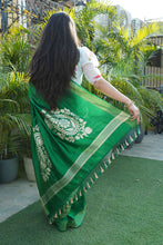 Load image into Gallery viewer, Forest Green Pure Chiniya Soft Silk Hanndwoven Banarasi Saree in Dull Gold Zari
