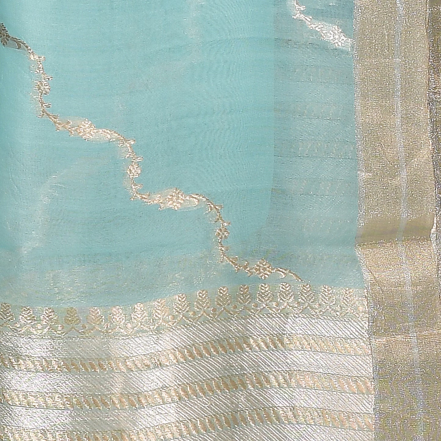 Sky Blue (Aasmani) Lehariya Bel Pure Kora Silk Handloom Banarasi Dupatta