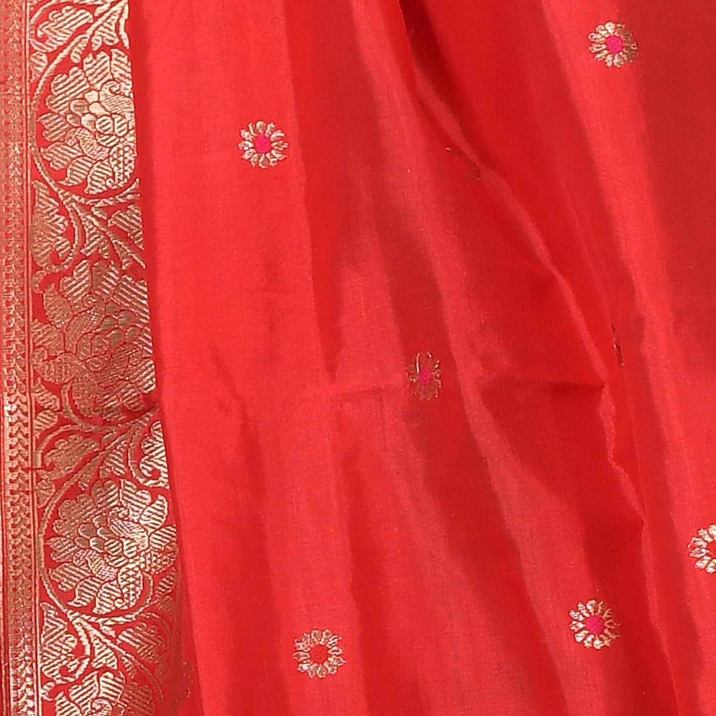 Red Pure Katan Silk Handloom Banarasi Dupatta