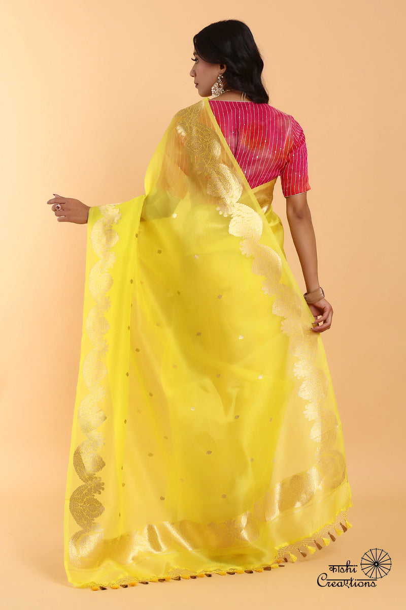 Lemon Yellow  Scallop Pure Kora Silk Handwoven Banarasi Saree