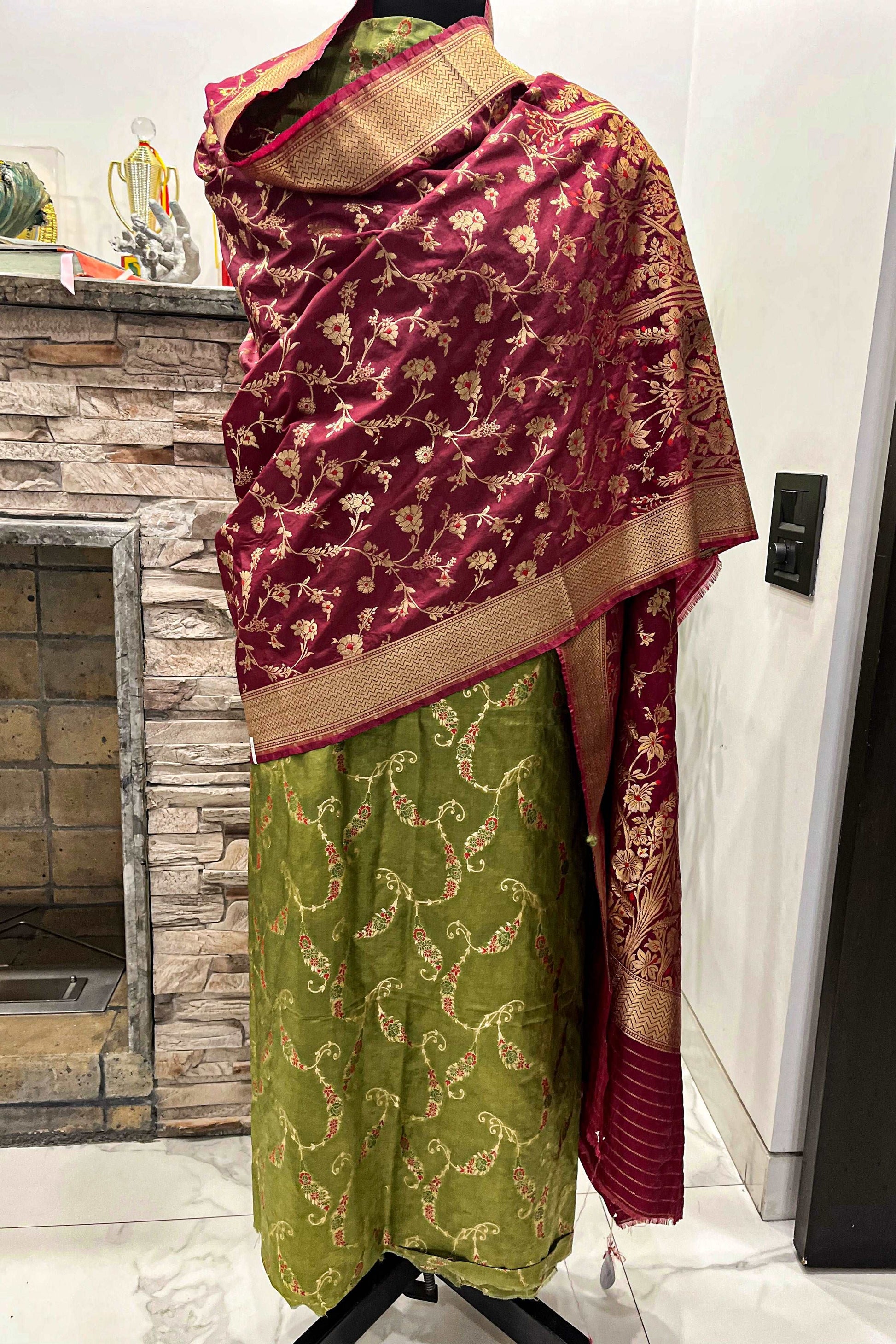 Green and Maroon Combination Semi Sik Banarasi Handloom suit