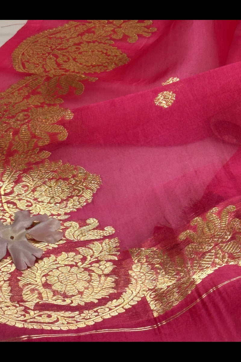 Hot Pink Scallop Pure Kora Silk Handwoven Banarasi Saree