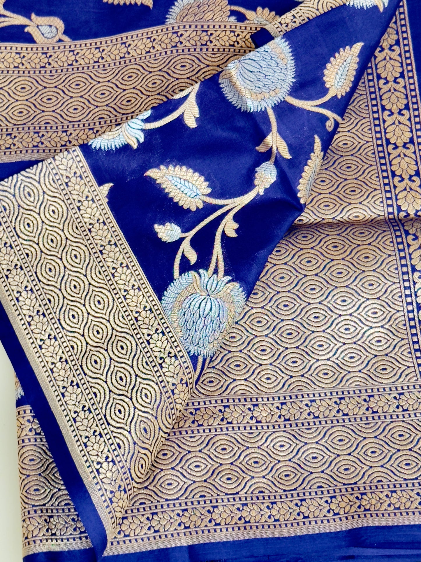 Royal Blue Pure Katan Silk Jaal Handwoven Banarasi Dupatta