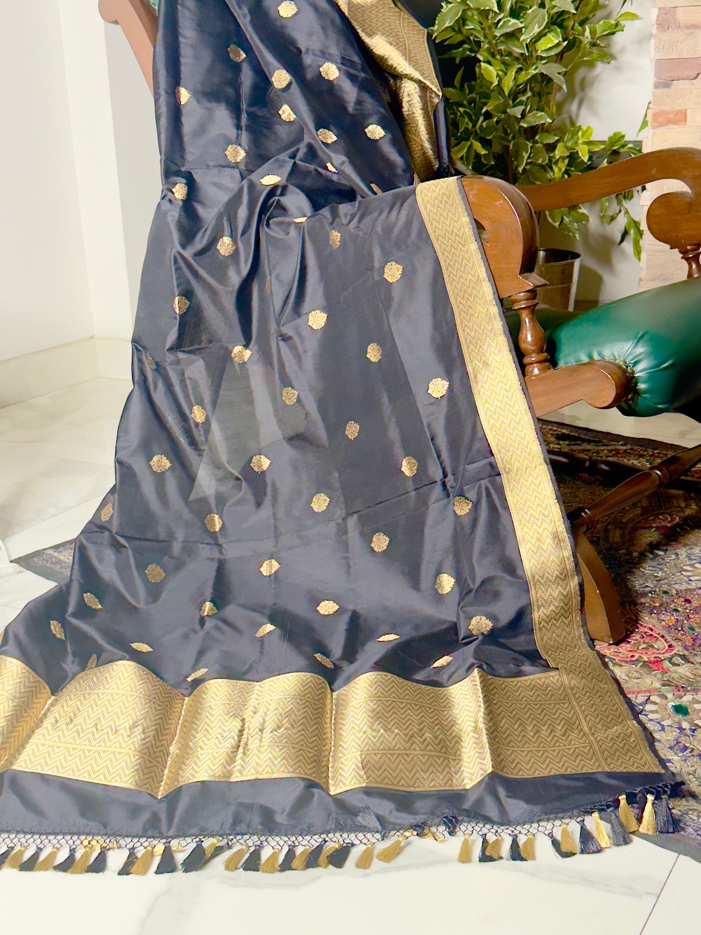 Black Pure Katan Silk Handloom Banarasi Dupatta