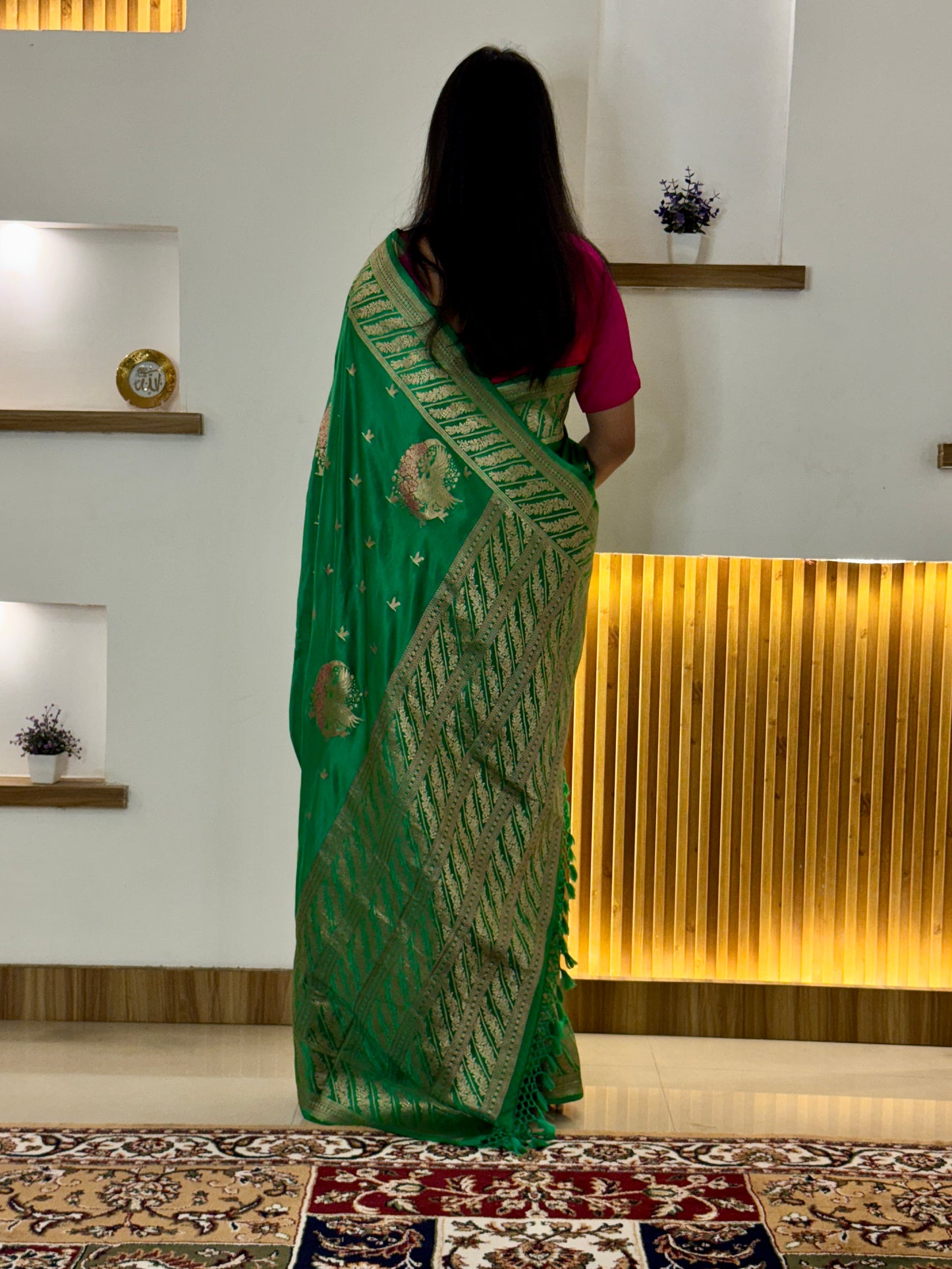 Emerald Green Pure Mashru Silk Handwoven Banarasi Saree with Meenakari