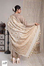 Load image into Gallery viewer, Banarasi Dupatta in Dull gold Zari
