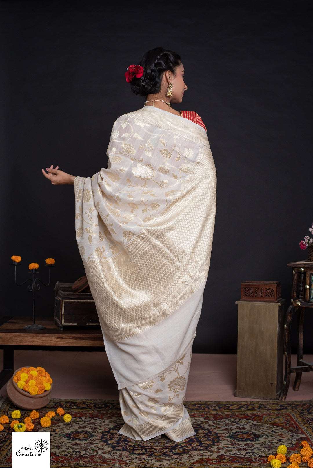 Ivory Golden Pure Tussar Georgette Silk Jungla Cutwork Handloom Banarasi Saree