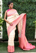 Load image into Gallery viewer, Cream and Pink Pure Silk Handloom Patola Saree
