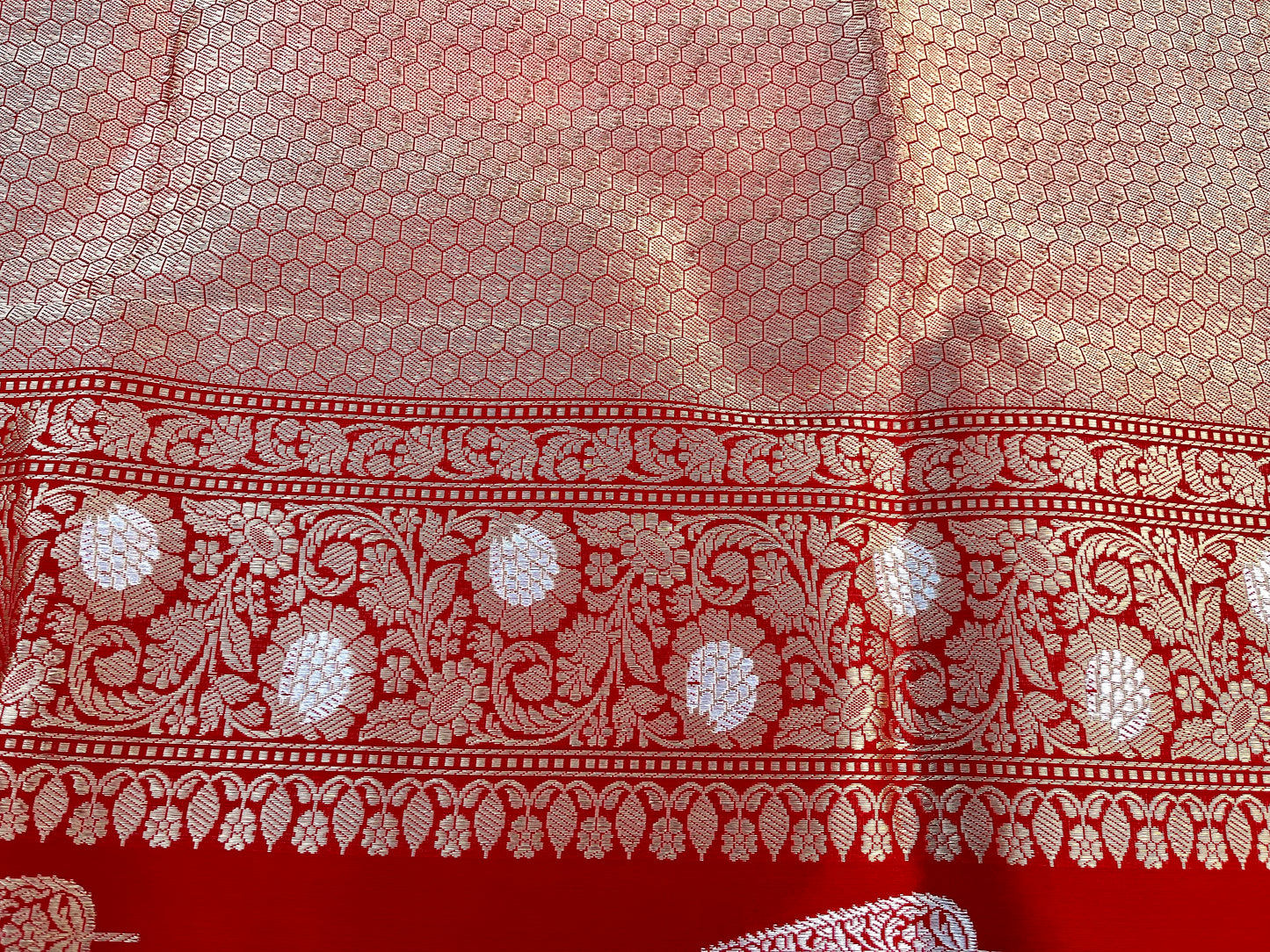 Red Pure Katan Silk Handwoven Khadwa Banarasi Saree