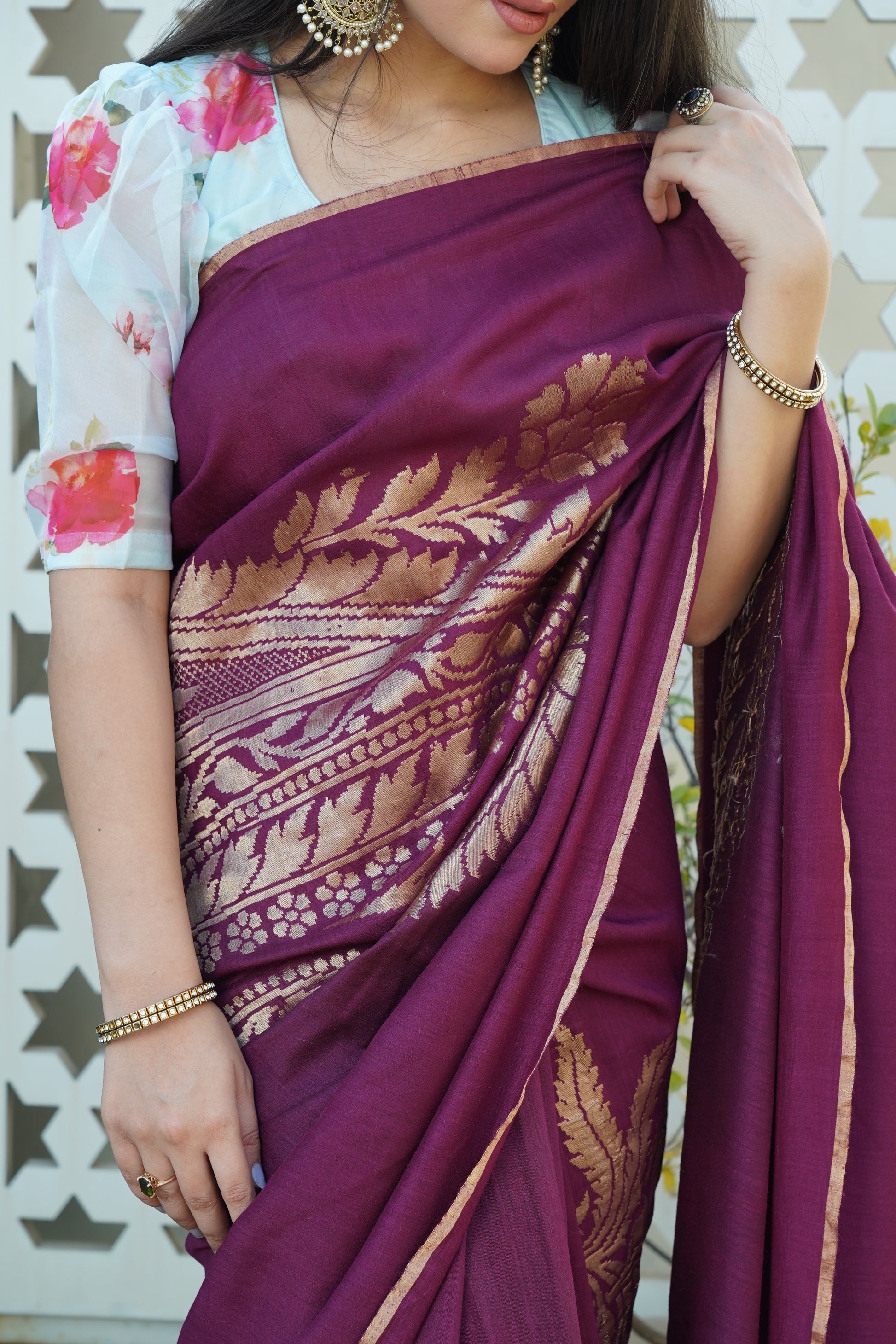 Wine Colour Pure Munga Silk Handwoven Banarasi Saree in dull Golden Zari