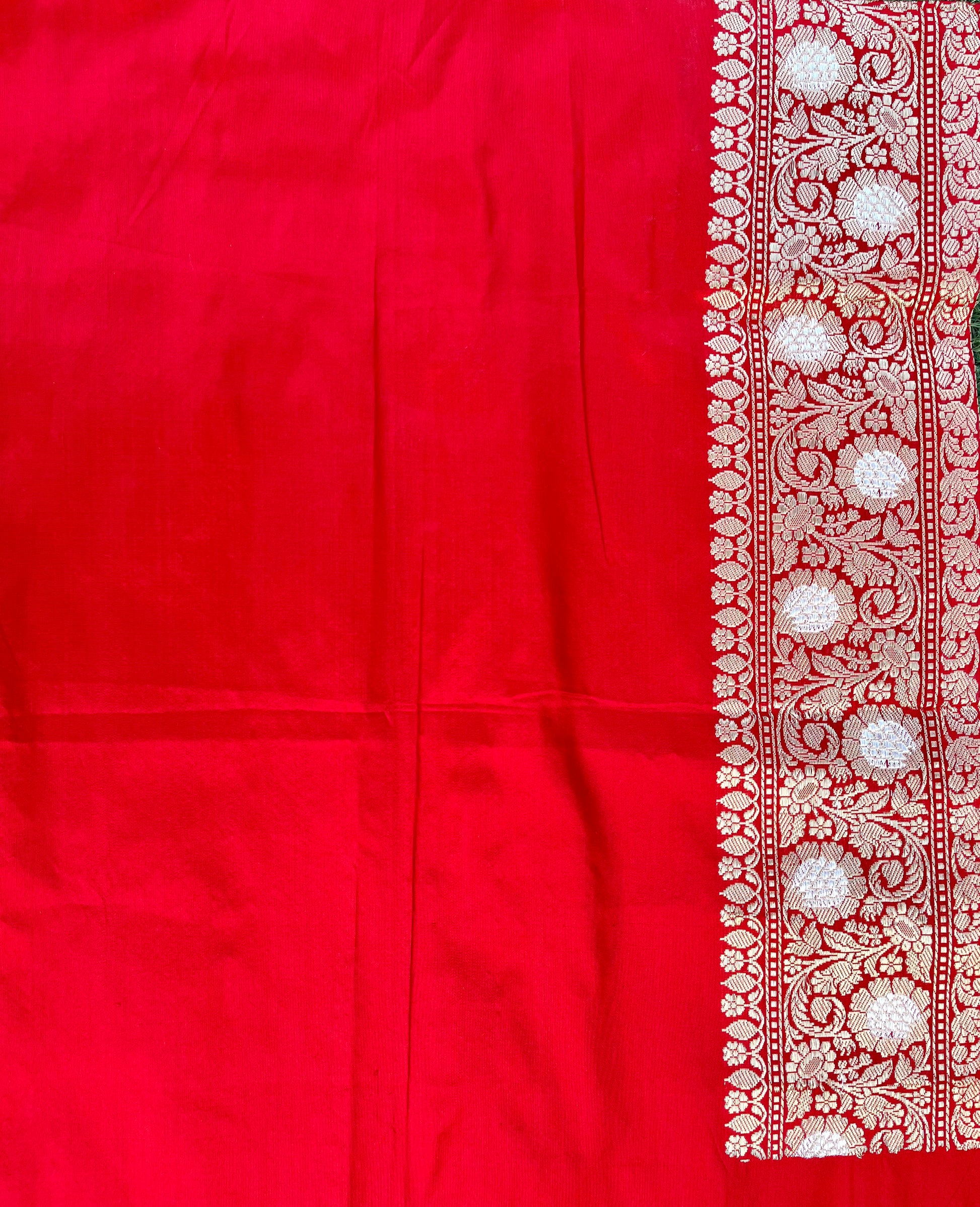 Red Pure Katan Silk Handwoven Khadwa Banarasi Saree